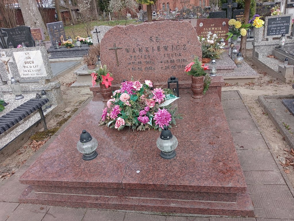 Grób Julia Wankiewicz
