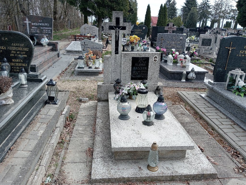 Grób Albina Kasjan