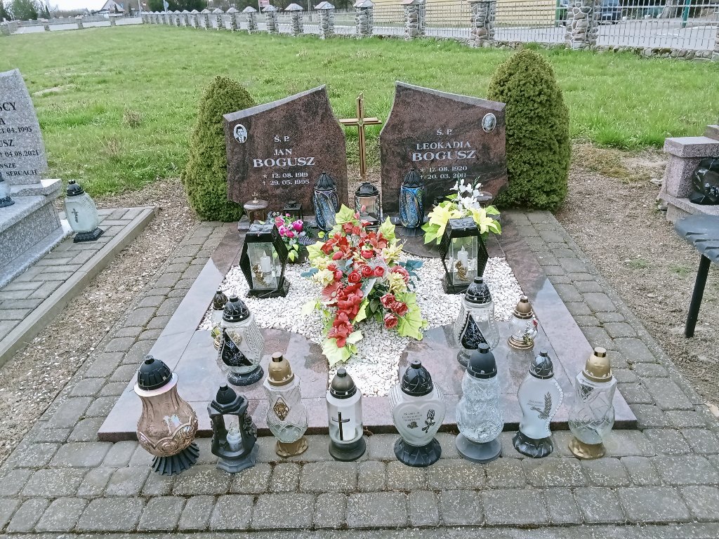 Grób Leokadia Bogusz