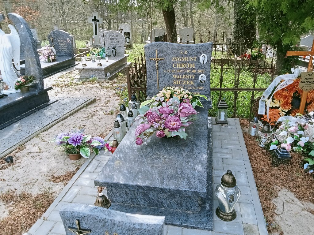 Grób Zygmunt Chrom