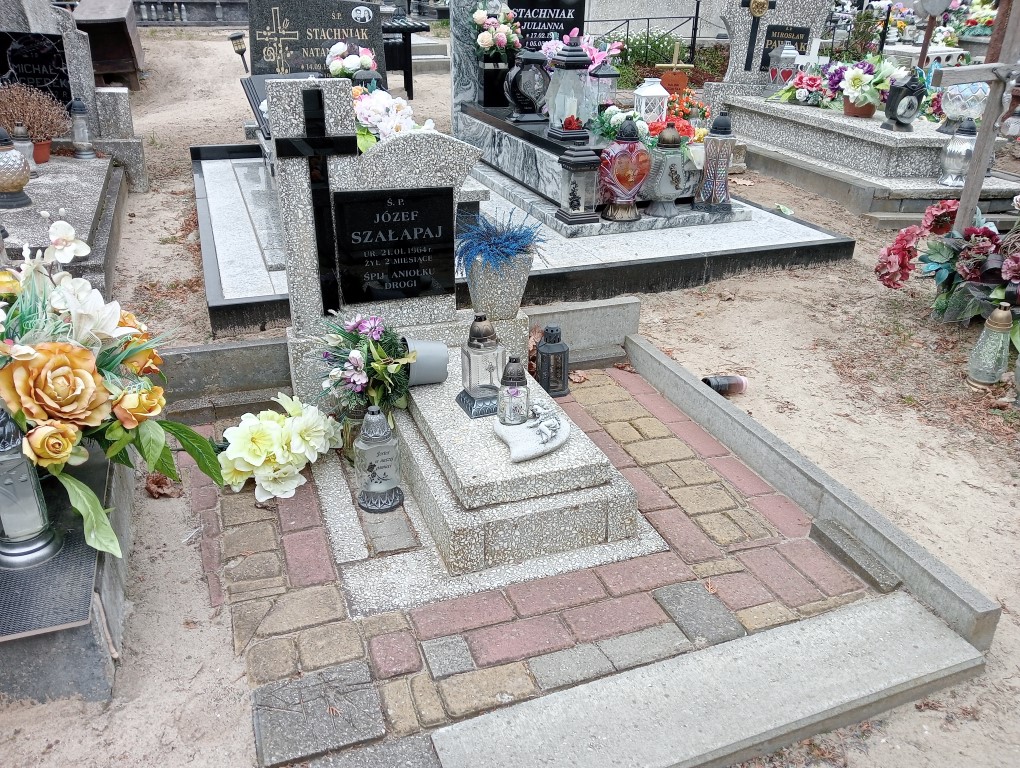 Grób Józef Szałapaj