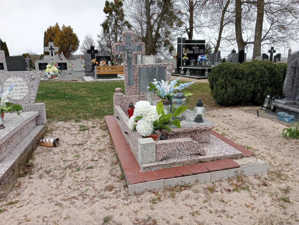 Grób Wacław Turkiewicz